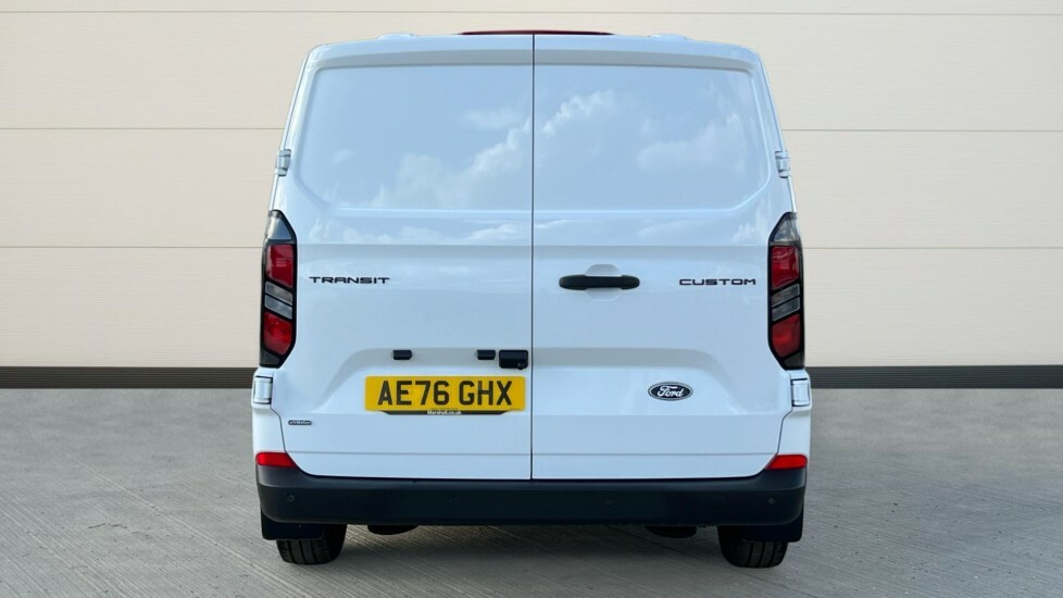 Ford Transit Custom Transit Custom 2.5 Phev 232Ps H1 Van Trend White #4