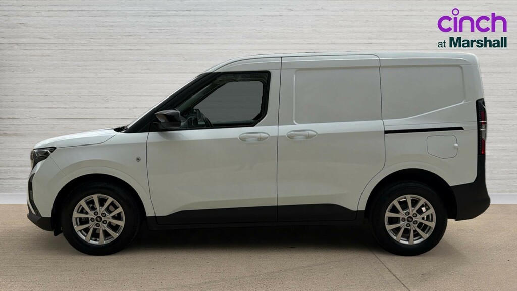 Ford Transit Courier #6