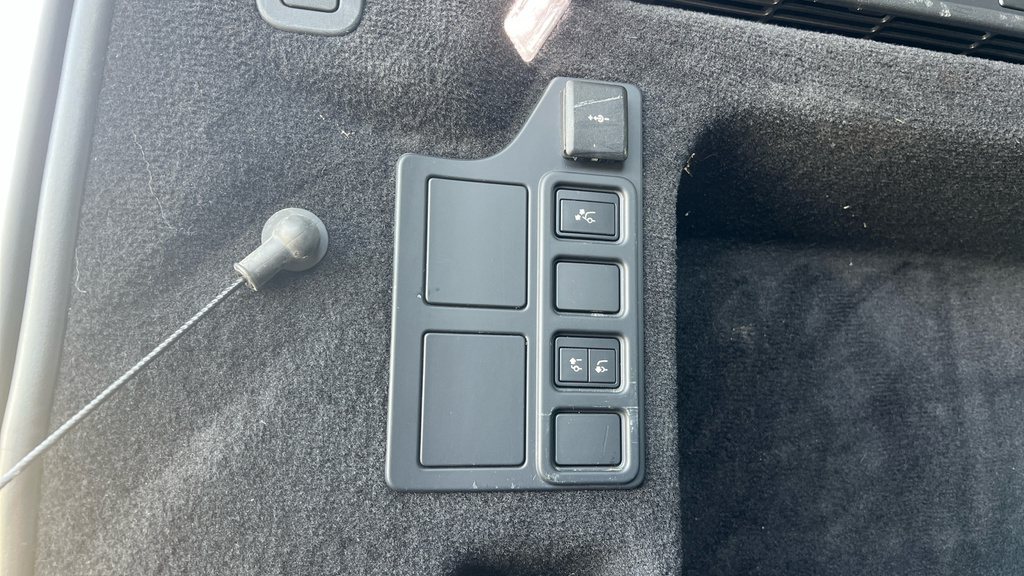 Land Rover Discovery 3.0 D300 R-dynamic Hse Grey #51