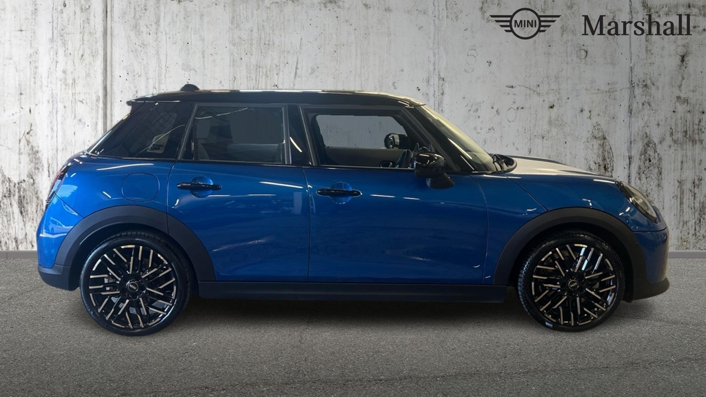 Mini Hatch Cooper 1.5 C Exclusive Blue #3