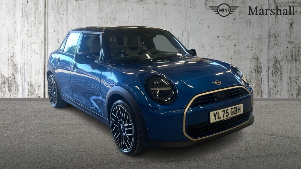 Mini Hatch Cooper 1.5 C Exclusive Blue