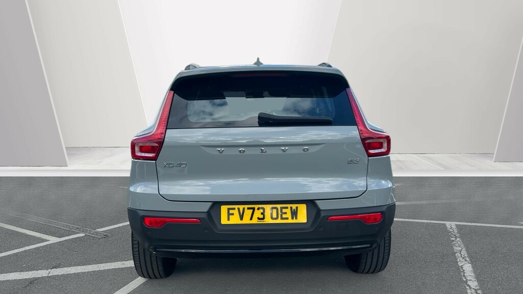 Volvo XC40 Xc40 2.0 B3p Plus Dark Silver #4