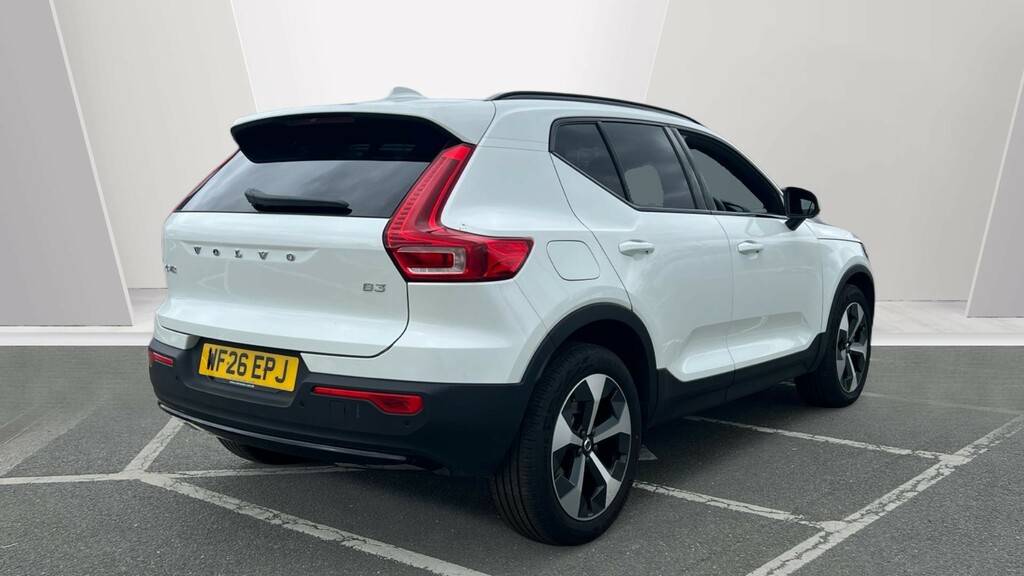 Volvo XC40 Xc40 2.0 B3p Plus Dark WF26EPJ White #2