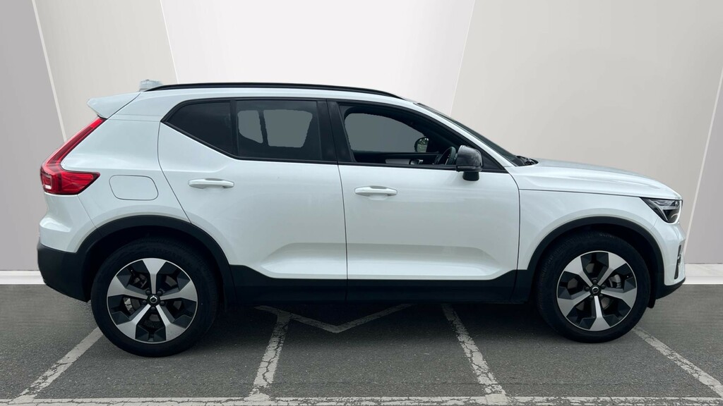 Volvo XC40 Xc40 2.0 B3p Plus Dark WF26EPJ White #3