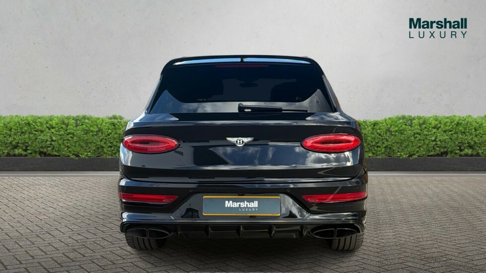 Bentley Bentayga Bentley Bentayga V8 Black #4