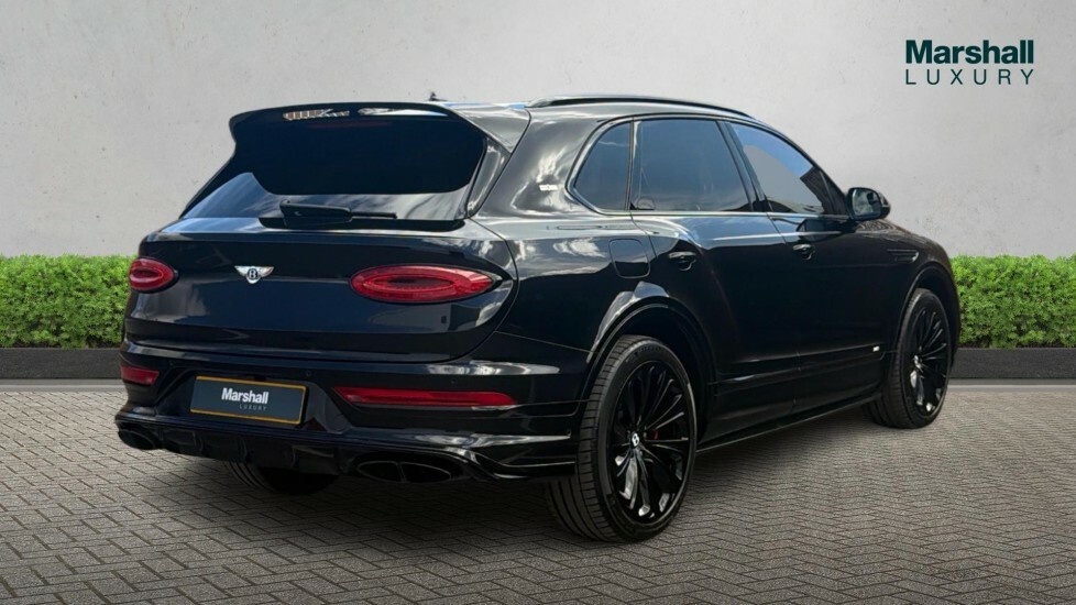 Bentley Bentayga Bentley Bentayga V8 Black #3