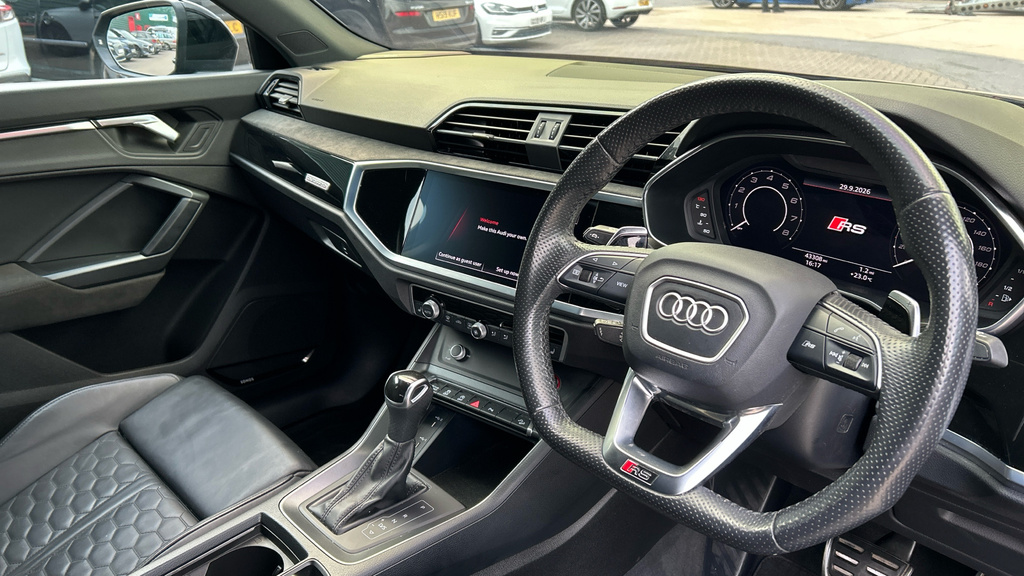 Audi RS Q3 Rs Q3 Tfsi Quattro Audi Sport Edition S Tronic Black #6