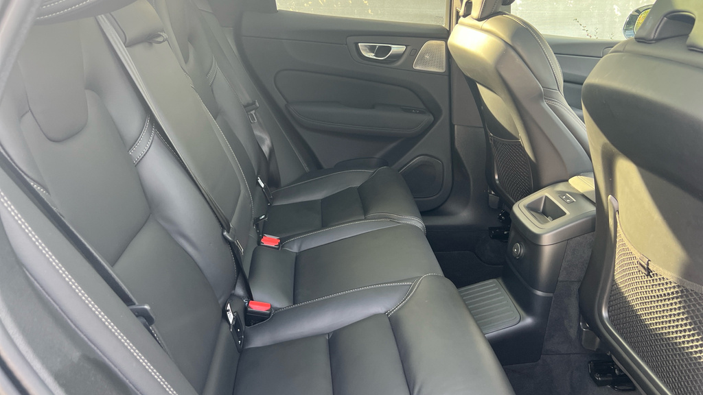 Volvo XC60 Xc60 2.0 T8 455 Phev Ultra Dark Awd Geartron Grey #6