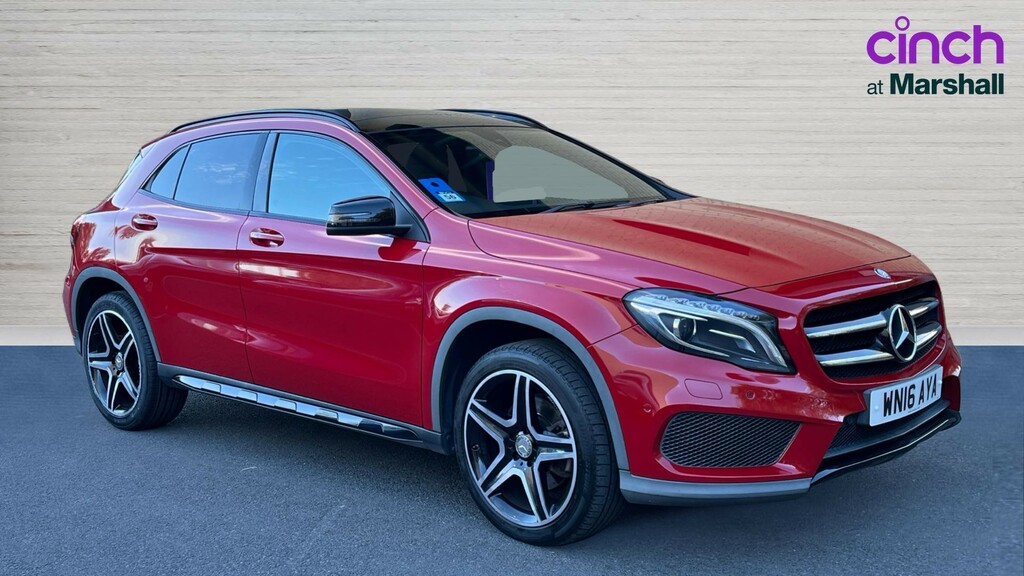 Mercedes-Benz GLA Class Gla 220D 4Matic Amg Line Premium Red
