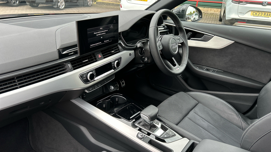 Audi A4 A4 35 Tfsi S Line S Tronic Black #2