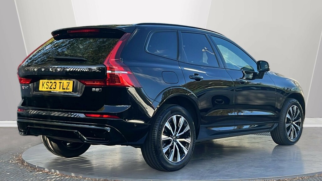 Volvo XC60 Xc60 2.0 B5p Plus Dark Awd Geartronic Black #2