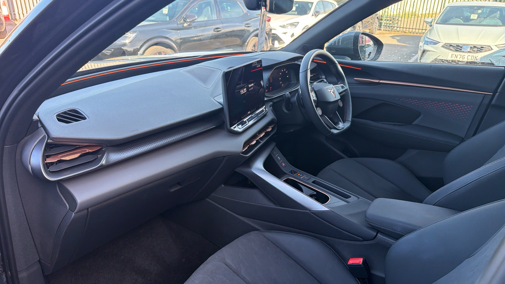 Cupra Terramar Terramar 1.5 Etsi 150 V2 Dsg Purple #2