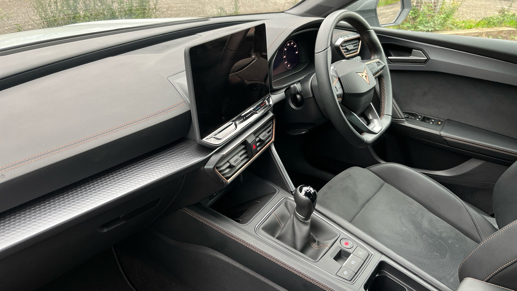 Cupra Leon Leon 1.5 Tsi 150 V2 White #2