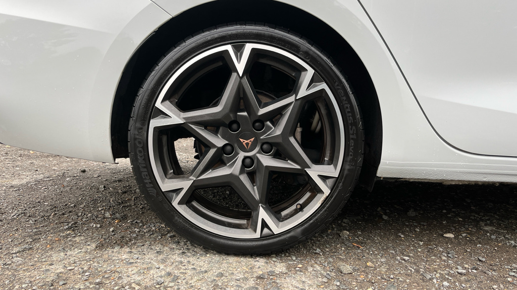 Cupra Leon Leon 1.5 Tsi 150 V2 White #5