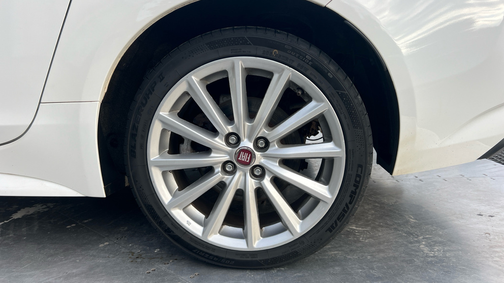 Fiat 124 Spider 124 Spider Lusso Multiair White #22