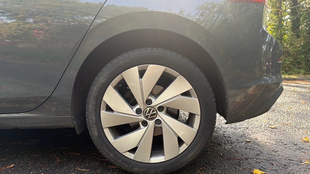 Volkswagen Golf 1.5 Tsi Match Black #20