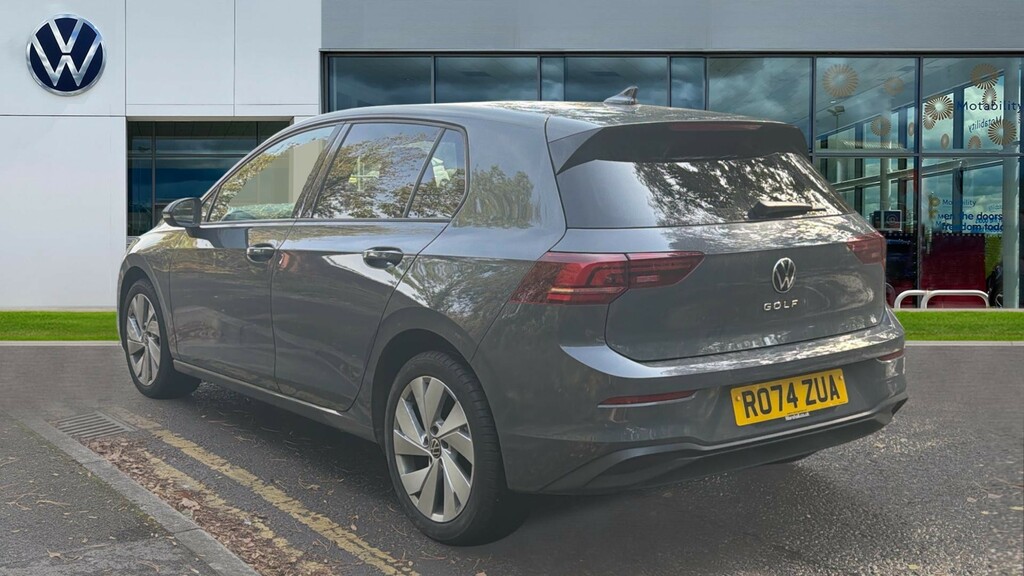 Volkswagen Golf 1.5 Tsi Match Black #3