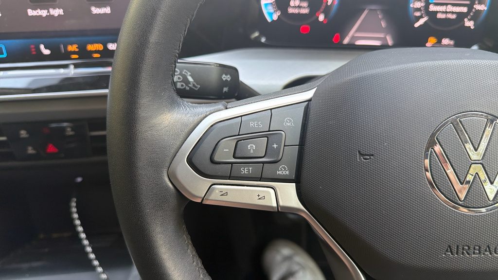 Volkswagen Golf 1.5 Tsi Match Black #30
