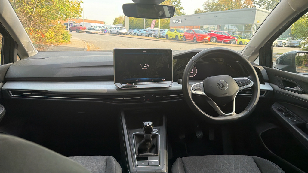 Volkswagen Golf 1.5 Tsi Match Black #12