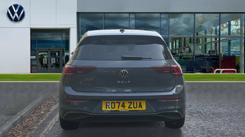 Volkswagen Golf 1.5 Tsi Match Black #11