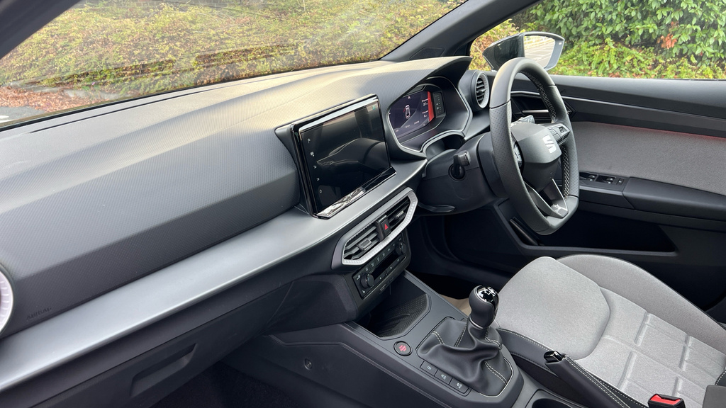 Seat Ibiza 1.0 Tsi 95 Se Black #2