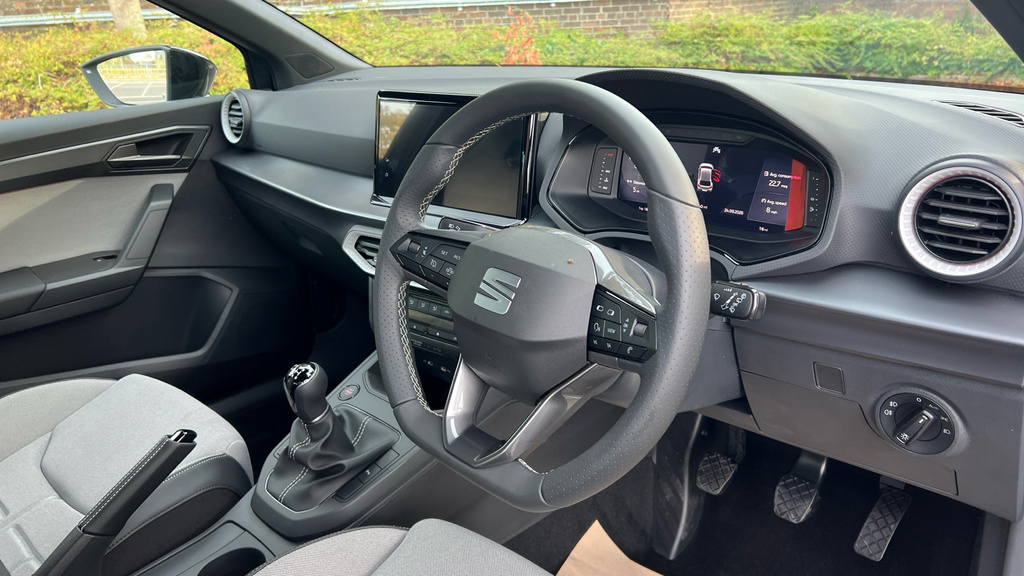 Seat Ibiza 1.0 Tsi 95 Se Black #6
