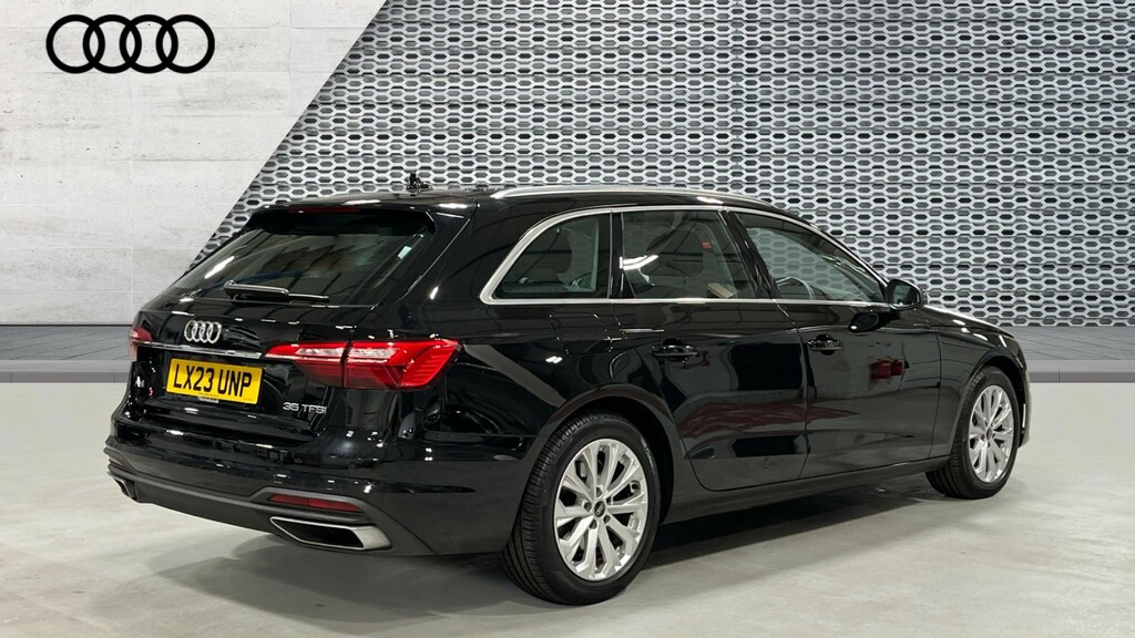 Audi A4 Avant Avant Technik 35 Tfsi 150 Ps S Tronic - 2023 White #8