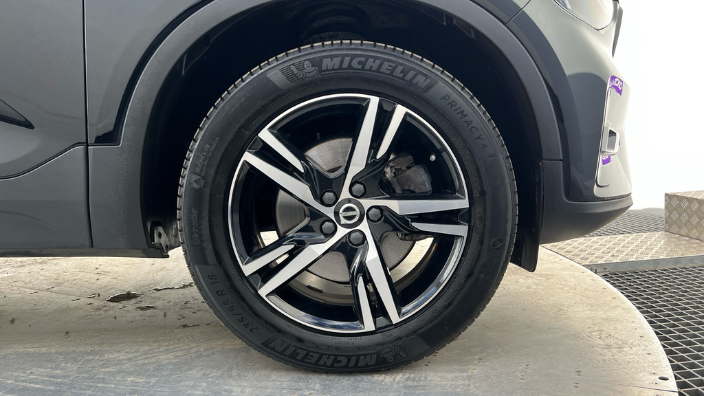Volvo XC40 2.0 B3p Plus Dark 163 Ps Black #21