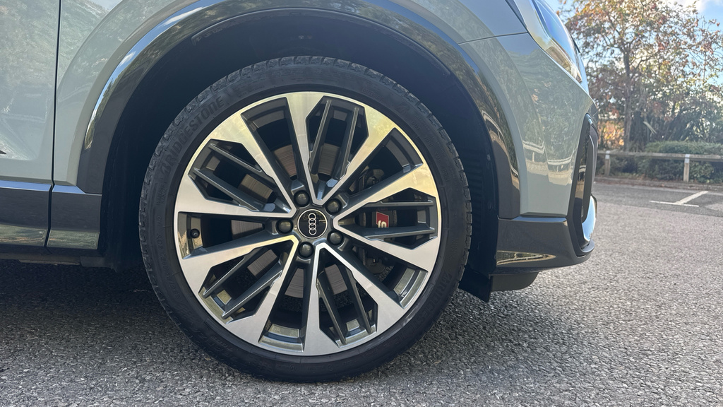 Audi Q2 Q2 Sq2 Quattro Black Edition S Tronic Cs Pac Grey #5