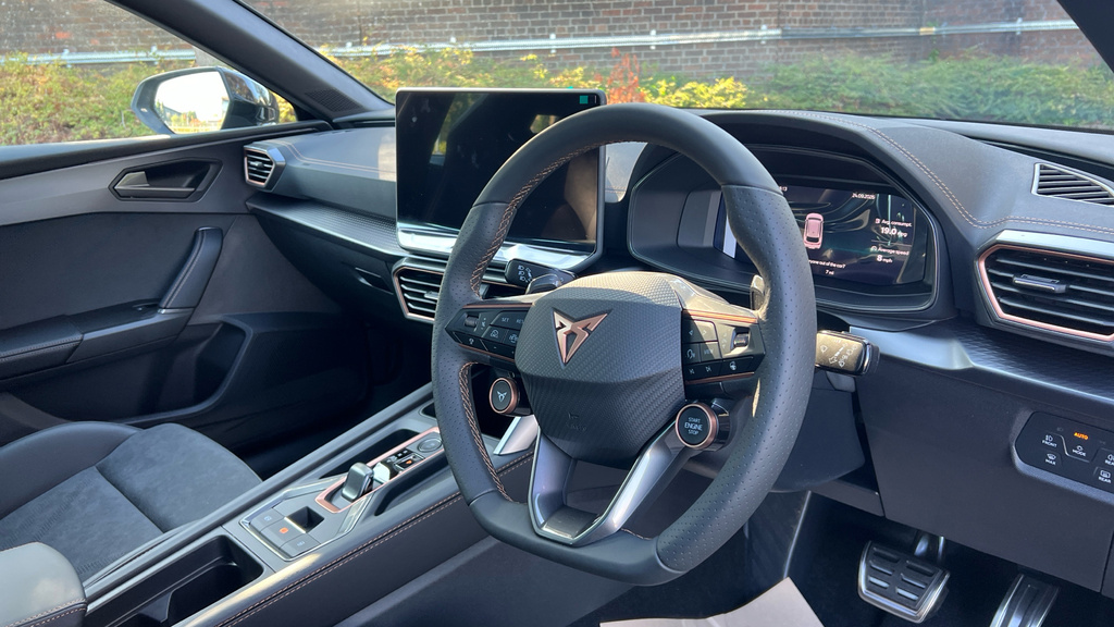 Cupra Leon Leon 1.5 Etsi 150 V2 Dsg Black #6