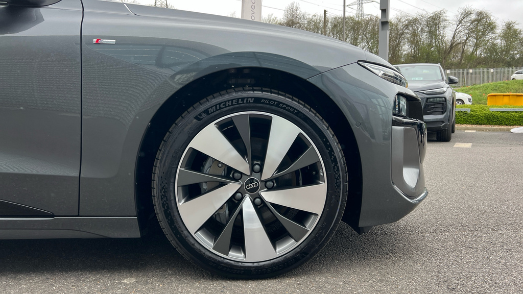 Audi A6 Avant A6 270Kw Performance 100Kwh S Line Grey #5
