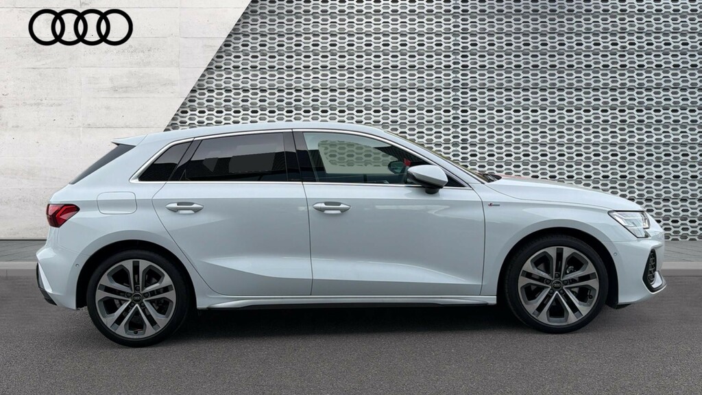 Audi A3 A3 1.5 Tfsi 150 S Line S Tronic White #4