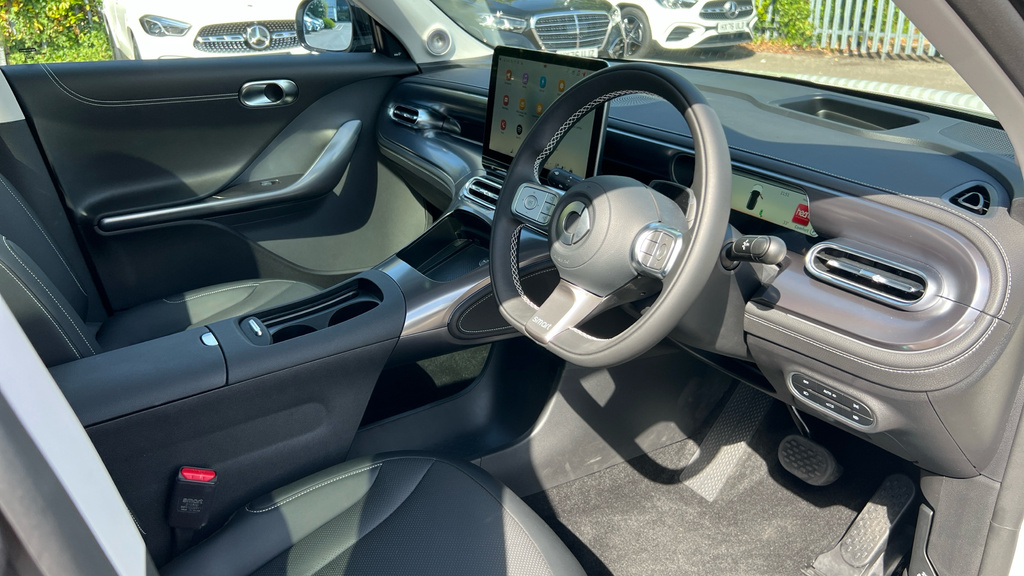 Smart #1 Hashtag 1 200Kw Premium 66Kwh White #3
