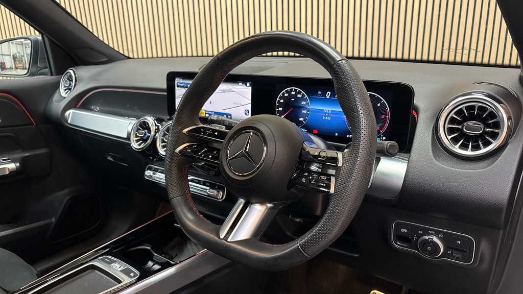 Mercedes-Benz GLB Class Glb 220D 4Matic Amg Line Premium 8G-tronic Grey #3
