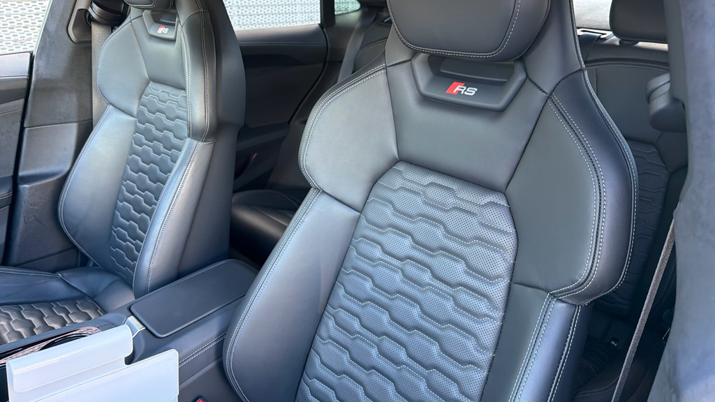 Audi Rs E-Tron Gt 93.4Kwh Carbon Vorsprung Saloon Black #17