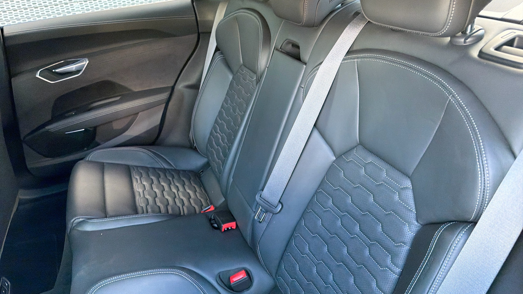 Audi Rs E-Tron Gt 93.4Kwh Carbon Vorsprung Saloon Black #15