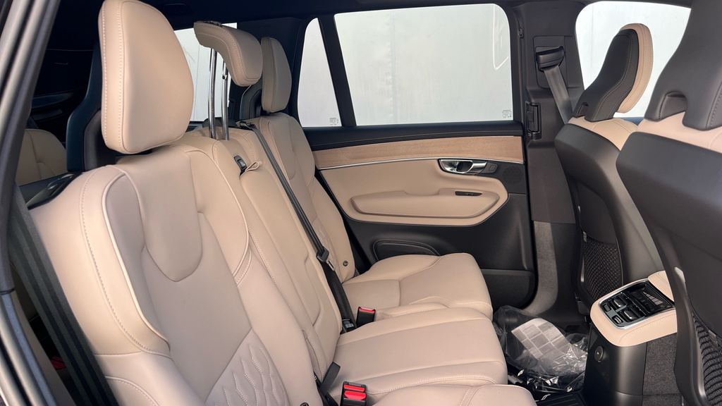 Volvo XC90 Xc90 2.0 T8 Phev Plus Dark Awd Geartronic Black #6
