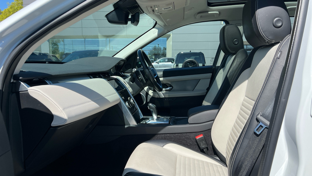 Land Rover Discovery Sport Discovery Sport 1.5 P300e R-dynamic Se 5 White #3