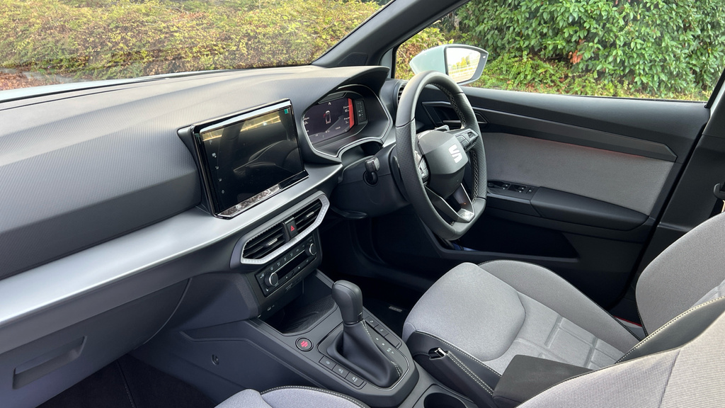 Seat Arona Arona 1.0 Tsi 115 Fr Sport Dsg White #2