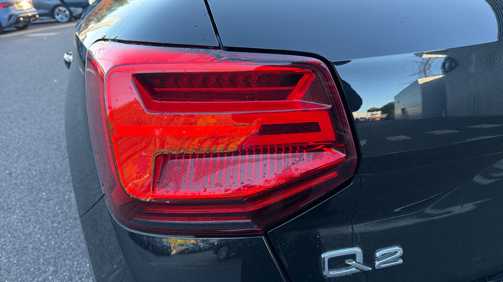 Audi Q2 30 Tfsi Sport Black #33