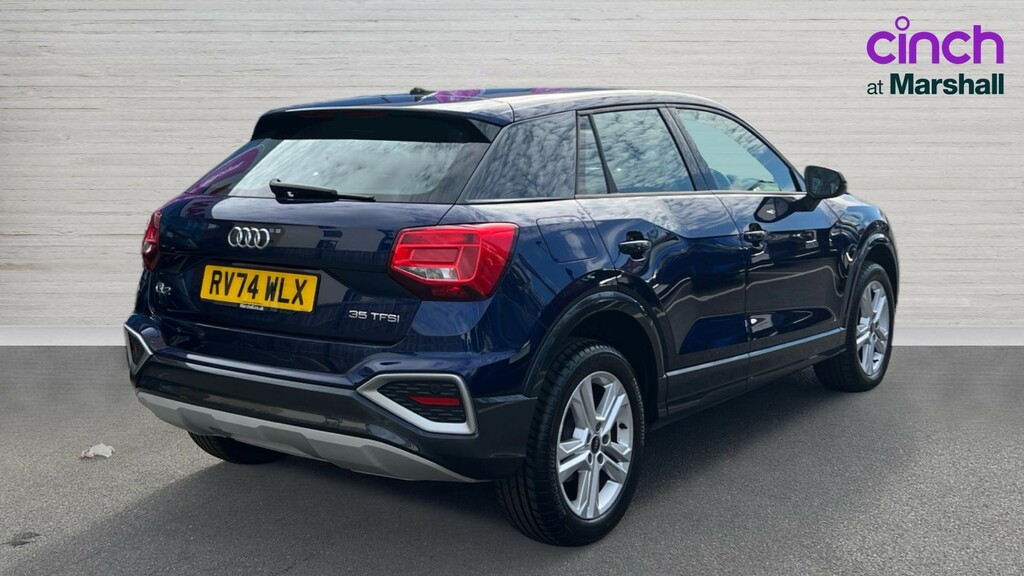 Audi Q2 Q2 35 Tfsi Sport S Tronic Blue #3