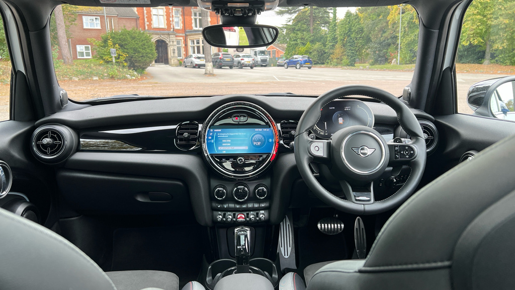 Mini Hatch Cooper 2.0 S Sport White #4