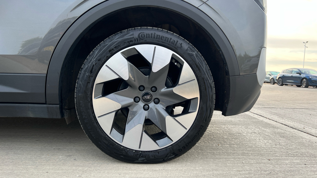 Ford Explorer 210Kw Premium 77Kwh Black #18