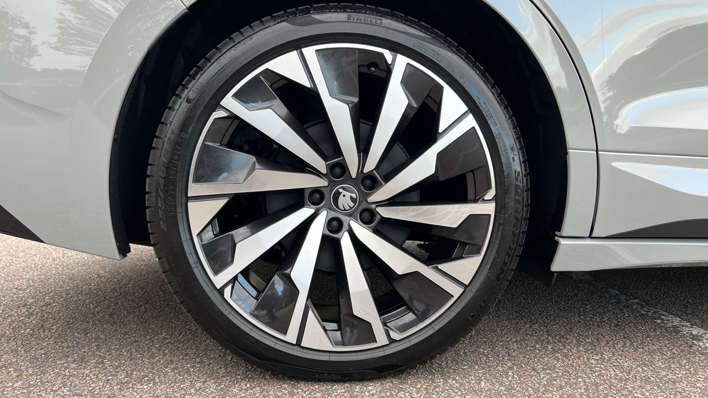 Skoda ENYAQ Enyaq 210Kw 85 Sportline 82Kwh Grey #5