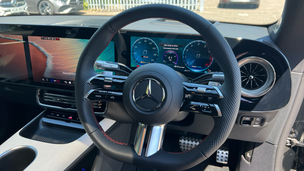 Mercedes-Benz CLA Class Cla 220D Amg Line Executive Tip #12