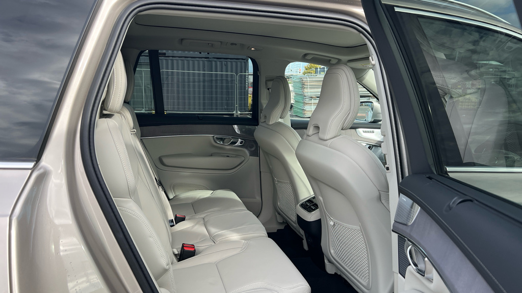 Volvo XC90 Xc90 2.0 B5p Ultra Bright Awd Geartronic  #6