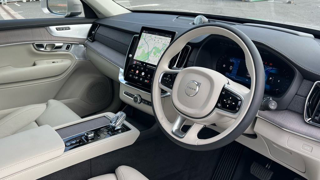 Volvo XC90 Xc90 2.0 B5p Ultra Bright Awd Geartronic  #4