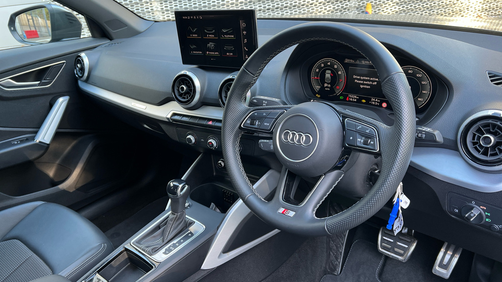Audi Q2 Q2 35 Tfsi S Line S Tronic Grey #6