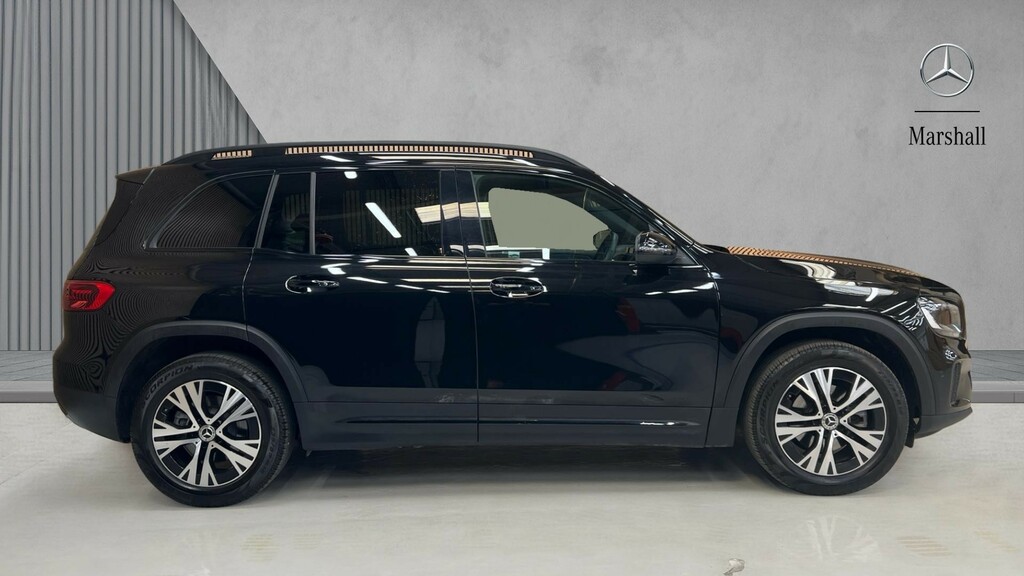 Mercedes-Benz GLB Class Glb 200 Sport Executive 7G-tronic Black #4