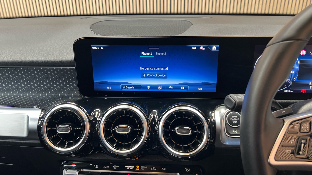 Mercedes-Benz GLB Class Glb 200 Amg Line Executive 7G-tronic Silver #38